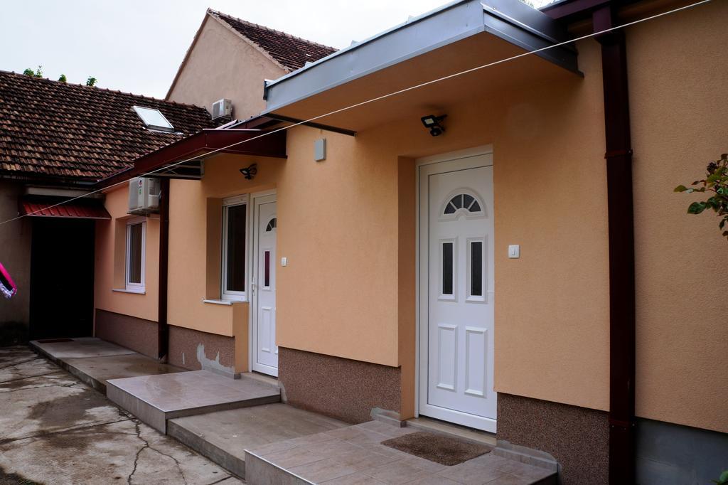 Central Apartment Niksic Exterior photo